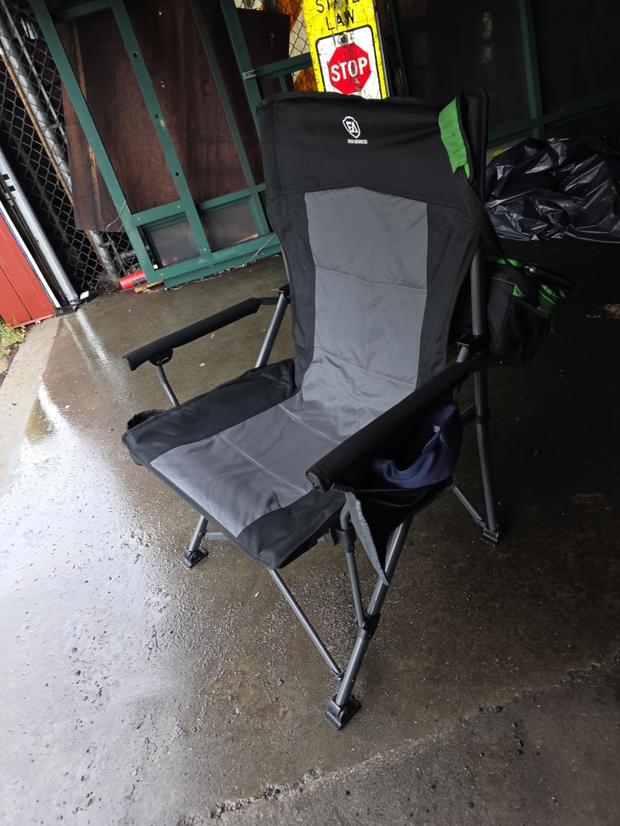 Black Heavy‑Duty Camping Chair photo review