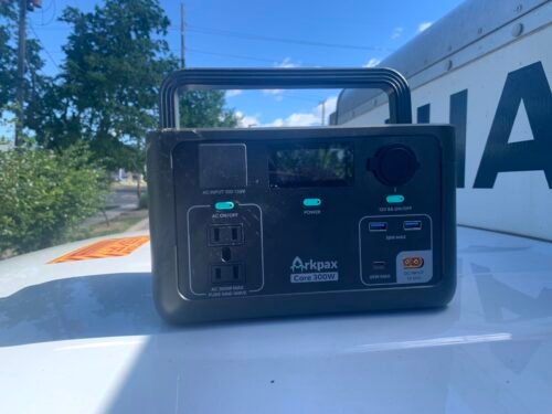 300W Portable Power Station photo review