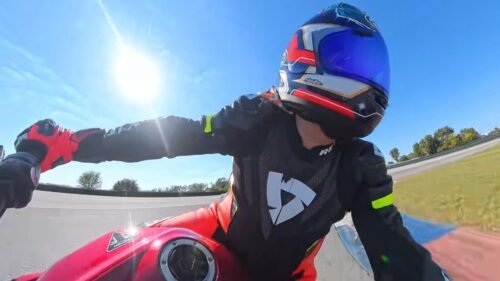 8K 360 Action Camera photo review