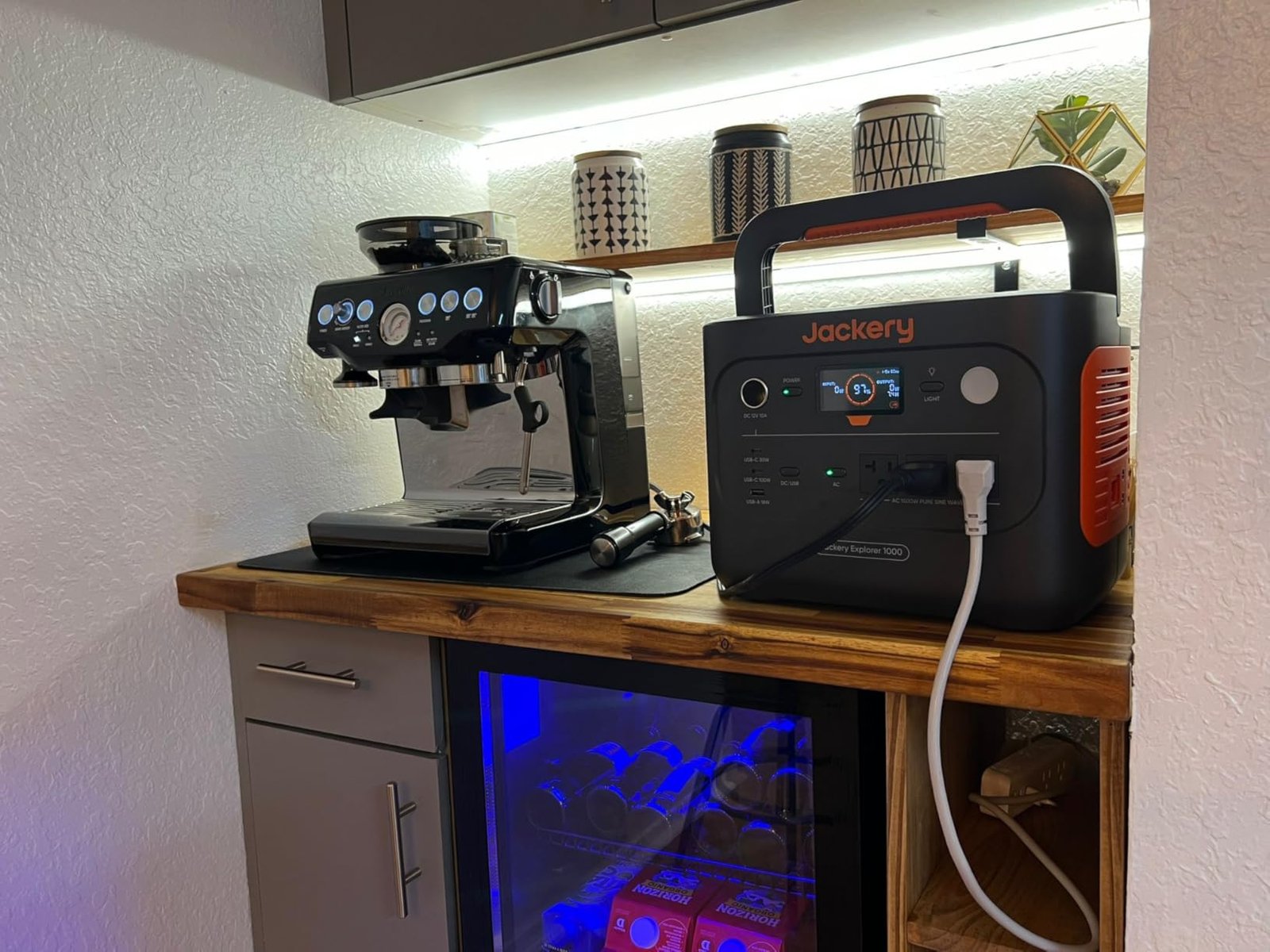 1500W Portable Power Station photo review