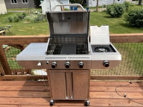 3‑Burner Propane Gas Grill photo review